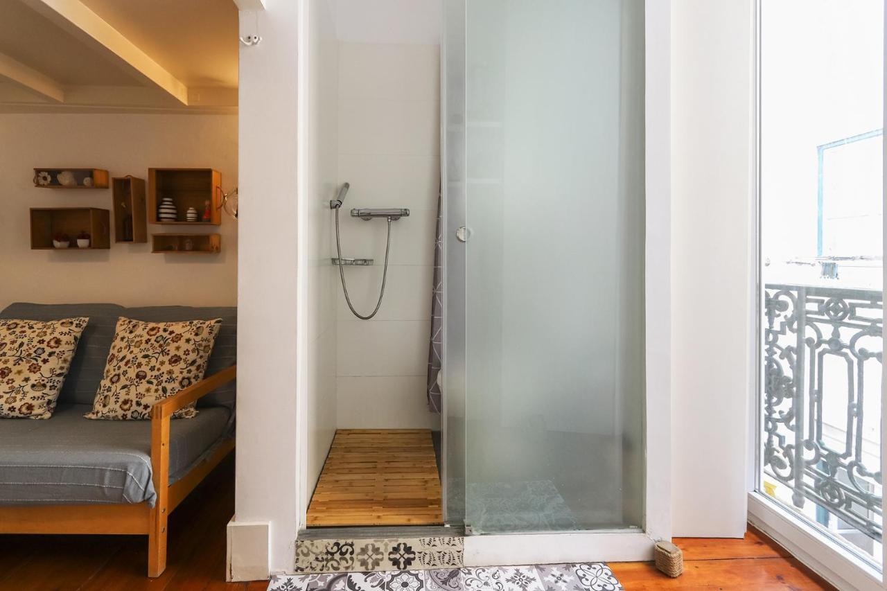 Santos Tiny Studio By Homing Lisboa Eksteriør billede