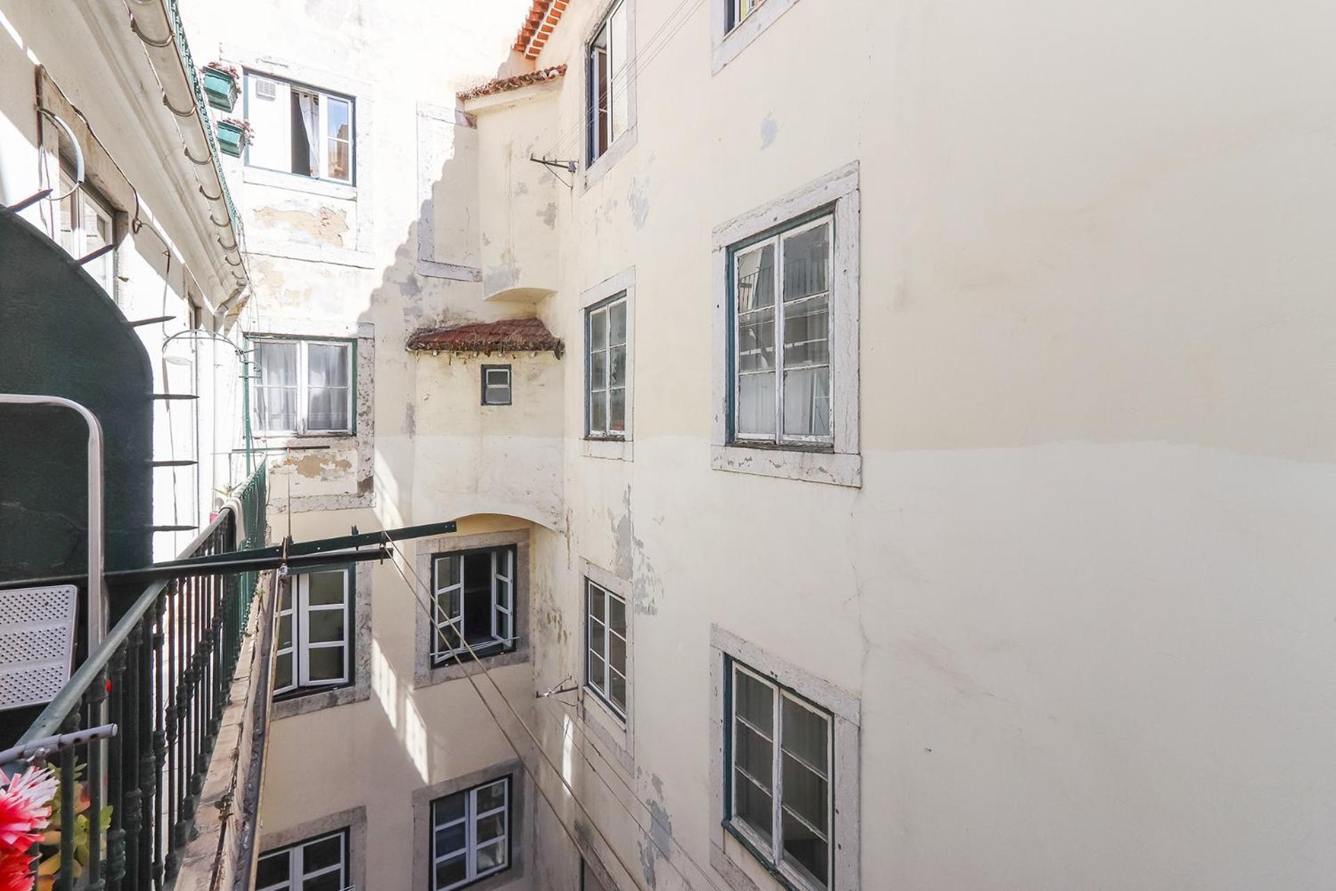 Santos Tiny Studio By Homing Lisboa Eksteriør billede