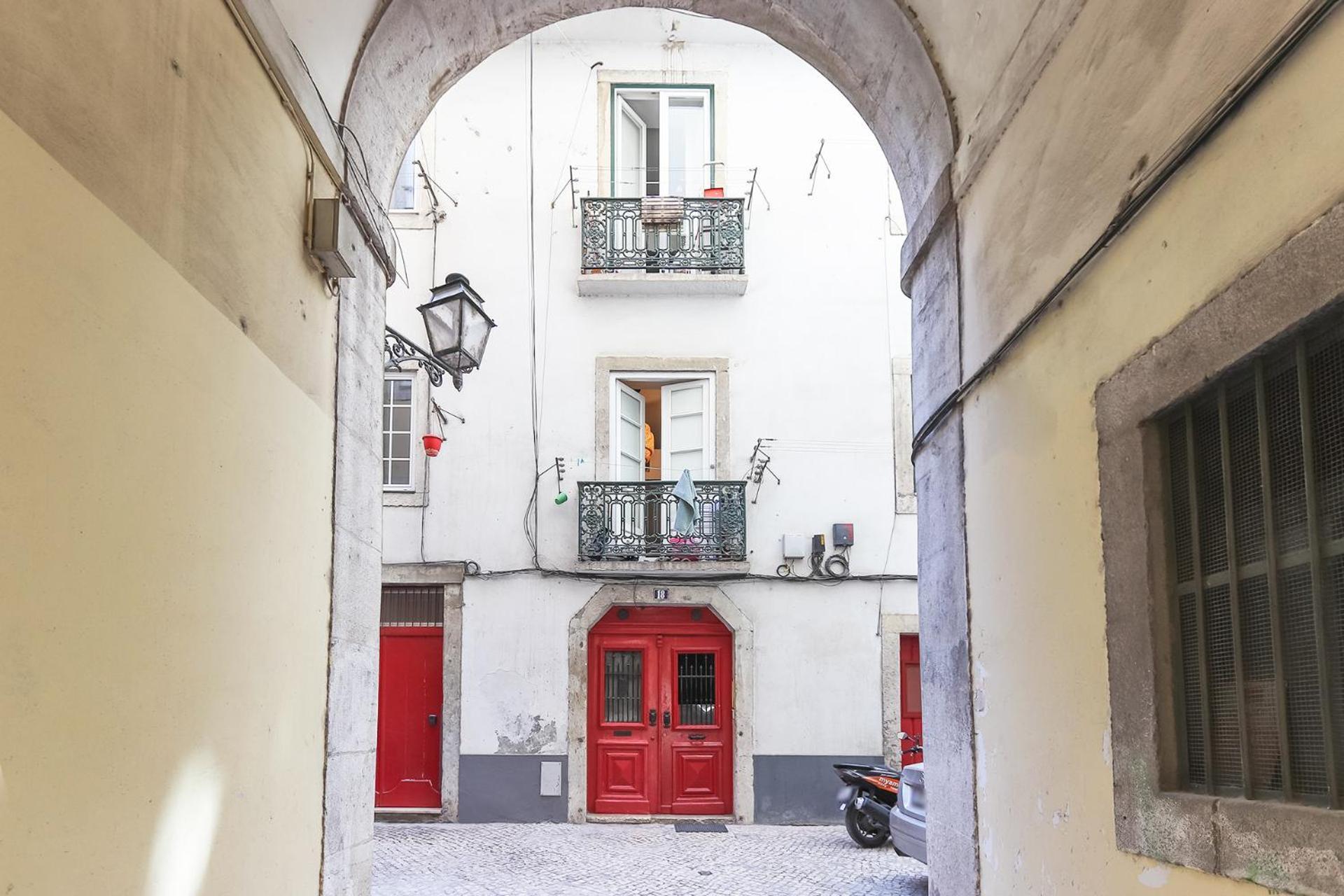 Santos Tiny Studio By Homing Lisboa Eksteriør billede