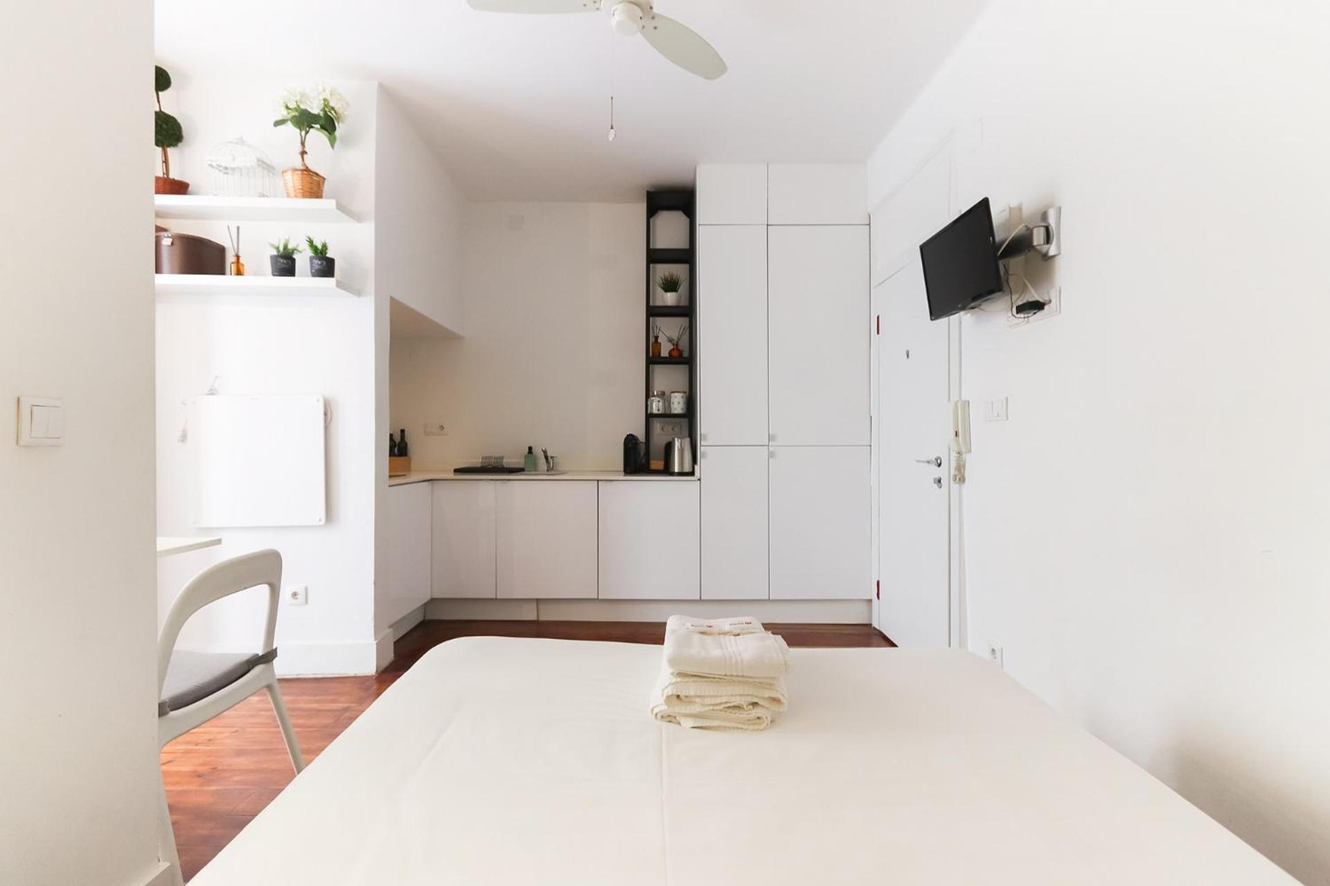Santos Tiny Studio By Homing Lisboa Eksteriør billede